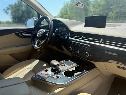 2017 Audi Q7 3.0T Premium