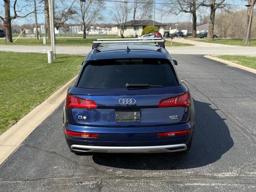 Blue 2018 Audi Q5 2.0T Premium