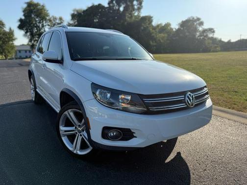 2016 Volkswagen Tiguan R-Line