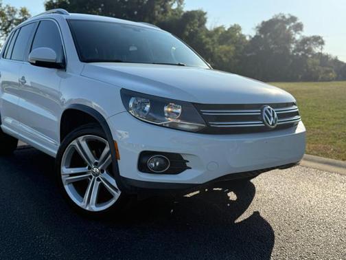 2016 Volkswagen Tiguan R-Line