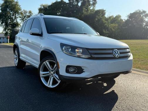 2016 Volkswagen Tiguan R-Line