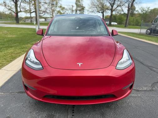 2021 Tesla Model Y Standard Range Rear-Wheel Drive