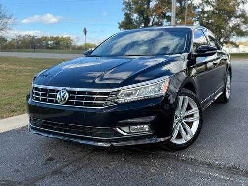 2018 Volkswagen Passat 2.0T SEL Premium