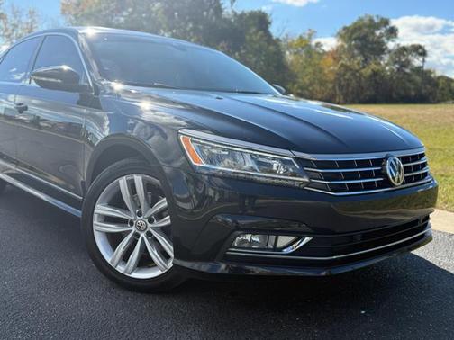 2018 Volkswagen Passat 2.0T SEL Premium
