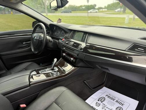 2014 BMW 528 528i