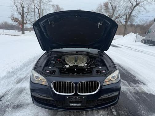 2011 BMW 750 I