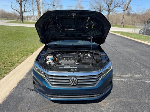 Tourmaline Blue Metallic 2020 Volkswagen Passat 2.0T SE
