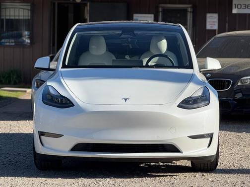 2022 Tesla Model Y Performance Dual Motor All-Wheel Drive
