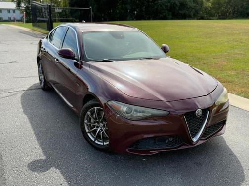 2017 Alfa Romeo Giulia Base