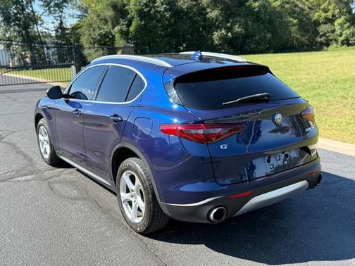 2018 Alfa Romeo Stelvio Base