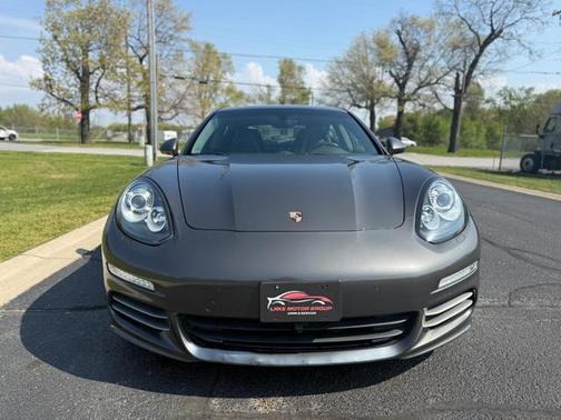 2014 Porsche Panamera 4