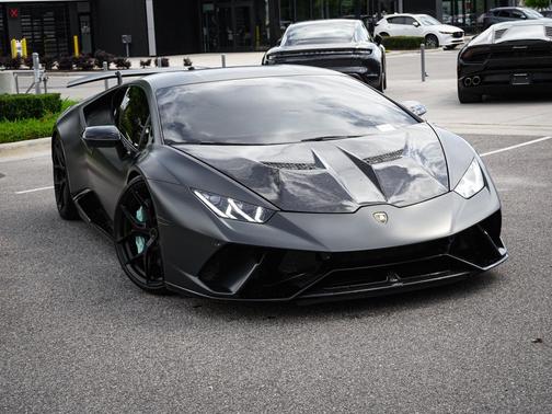 Rosso Mars Metallic 2018 Lamborghini Huracan Performante