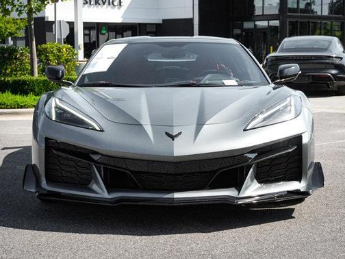 Hypersonic Gray Metallic 2023 Chevrolet Corvette Z06