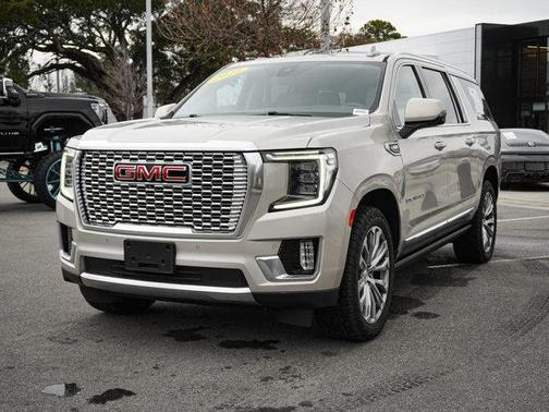 2022 GMC Yukon XL Denali