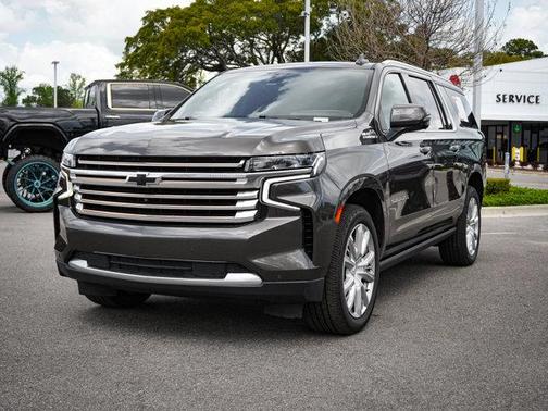 Graywood Metallic 2021 Chevrolet Suburban High Country