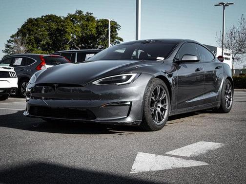 2021 Tesla Model S Long Range