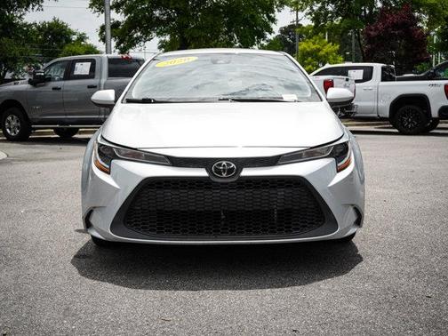 Classic Silver Metallic 2020 Toyota Corolla LE