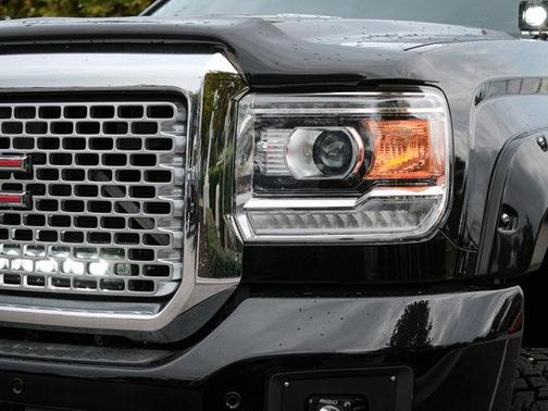 2016 GMC Sierra 2500 Denali