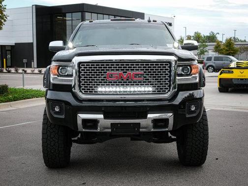 2016 GMC Sierra 2500 Denali