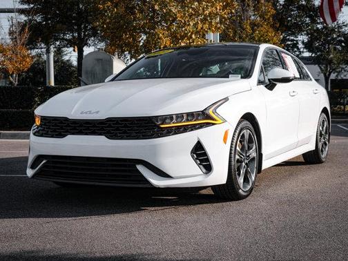 2022 Kia K5 EX