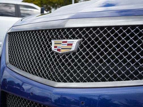 Wave Metallic 2019 Cadillac CTS-V Base