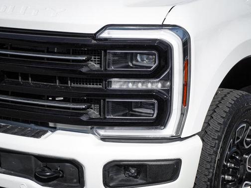 2025 Ford F-350 Platinum