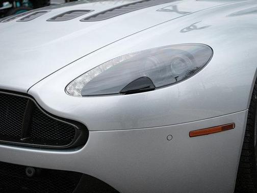 2015 Aston Martin V12 Vantage S Base