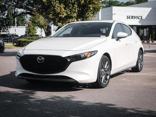 2025 Mazda Mazda3 FWD w/Preferred Package