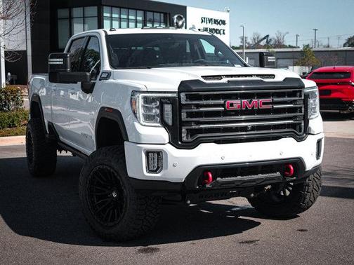 2022 GMC Sierra 2500 AT4