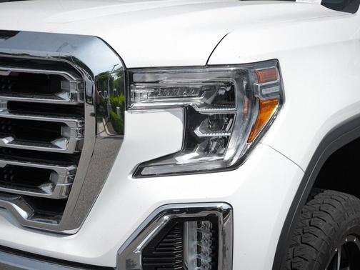 Summit White 2020 GMC Sierra 1500 SLT