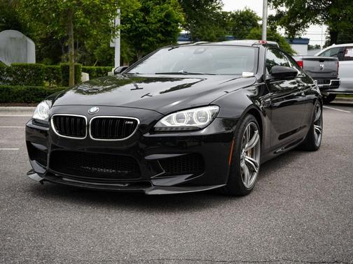Black Sapphire Metallic 2014 BMW M6 Base