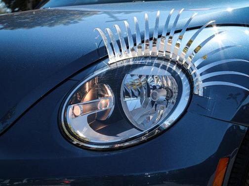 2019 Volkswagen Beetle 2.0T S