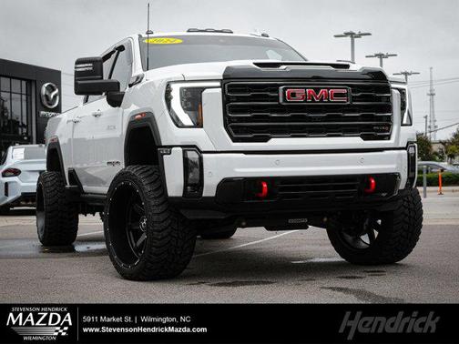 2024 GMC Sierra 2500 AT4
