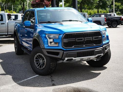 Velocity Blue Metallic 2019 Ford F-150 Raptor