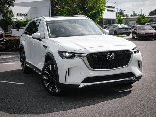 2025 Mazda CX-90 PHEV Premium Plus
