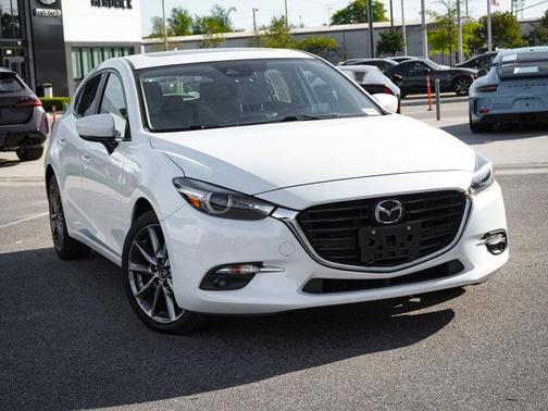 Snowflake White Pearl Mica 2018 Mazda Mazda3 Grand Touring