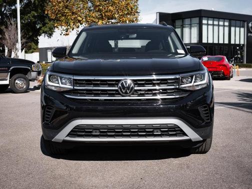 2023 Volkswagen Atlas 3.6L SE w/Technology