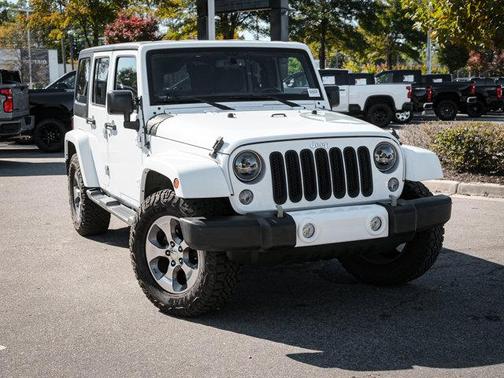 2016 Jeep Wrangler Unlimited Sahara