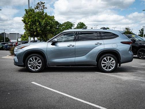 2024 Toyota Highlander Limited