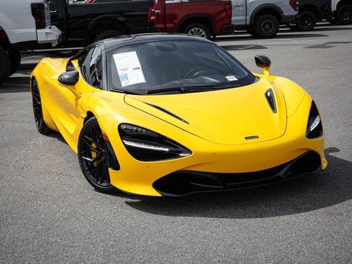 Volcano Yellow 2021 McLaren 720S Performance