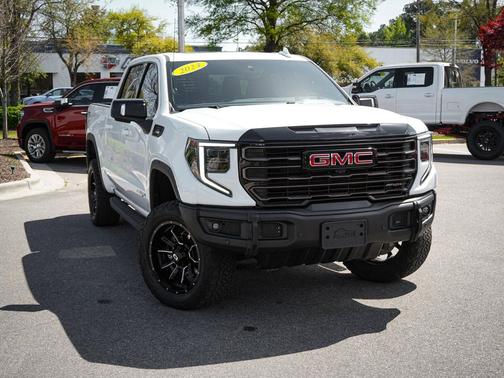 Summit White 2024 GMC Sierra 1500 AT4X