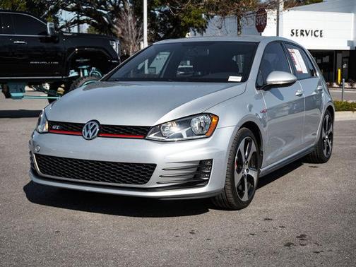 2016 Volkswagen Golf GTI 2.0T SE 4-Door
