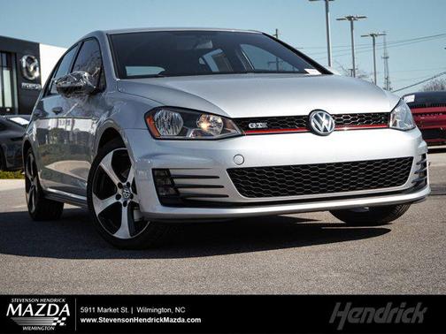 2016 Volkswagen Golf GTI 2.0T SE 4-Door
