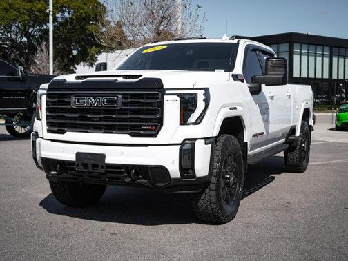 2024 GMC Sierra 2500 AT4