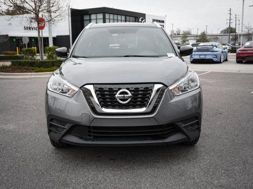 2019 Nissan Kicks S