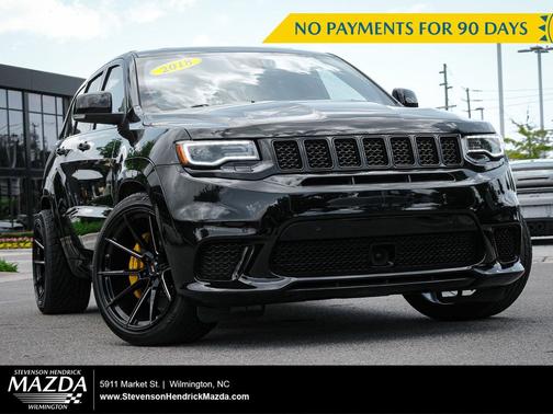 Diamond Black Crystal Pearlcoat 2018 Jeep Grand Cherokee Trackhawk