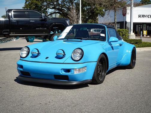 Blue 1990 Porsche 911 Carrera