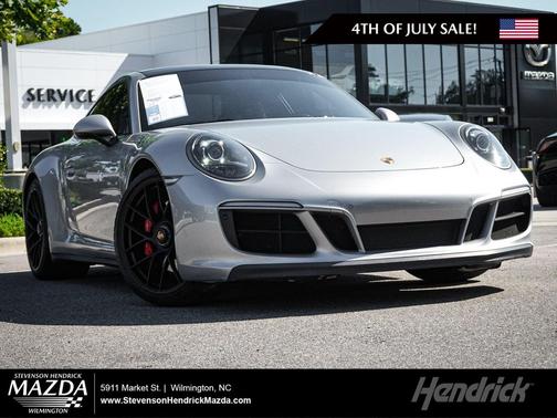 Guards Red 2019 Porsche 911 Carrera 4 GTS