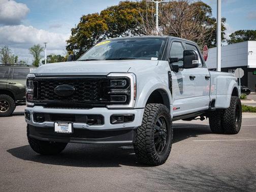 2024 Ford F-450 Limited