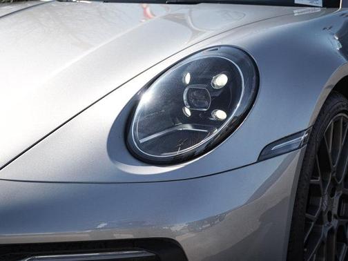 2020 Porsche 911 Carrera 4S